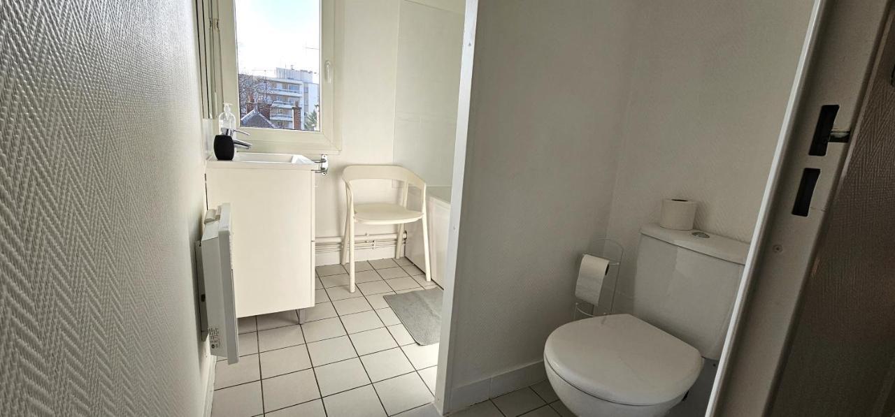 Charmant Appartement Proche Centre Ville Reims Exterior foto