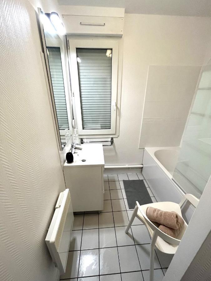 Charmant Appartement Proche Centre Ville Reims Exterior foto